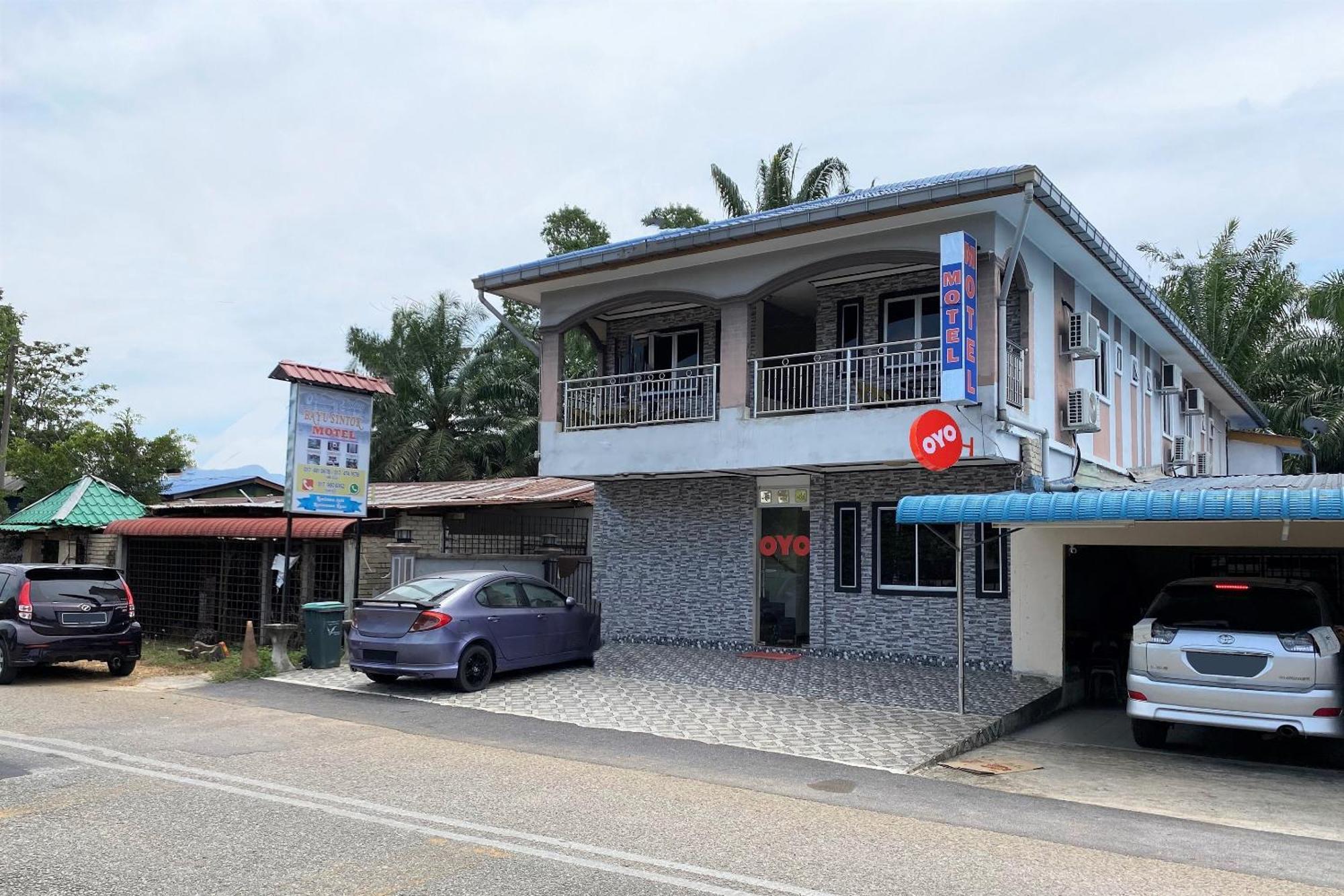 Oyo 90205 Bayu Sintok Motel Changlun Exterior foto